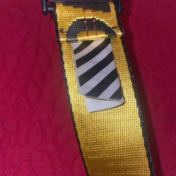 Construction Belt with center stitching. PERFECT, just not my style. - Picture 2 of 8